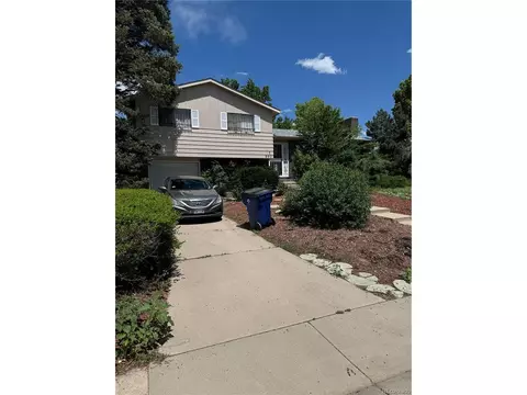 992 Sable Blvd, Aurora, CO 80011