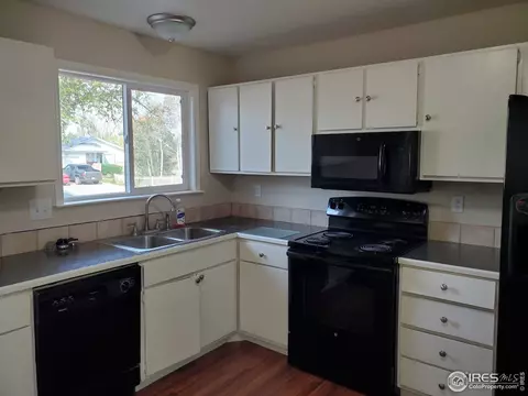 606 37th Ave Ct, Greeley, CO 80634 photo 2