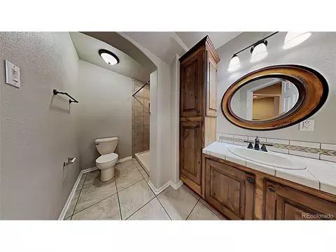 Undisclosed, Aurora, CO 80018 photo 18