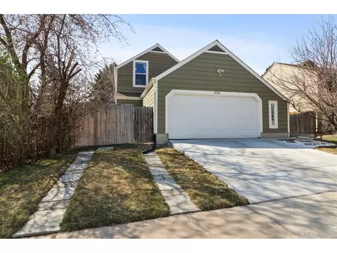 9724 W Elmhurst Pl, Littleton, CO 80128