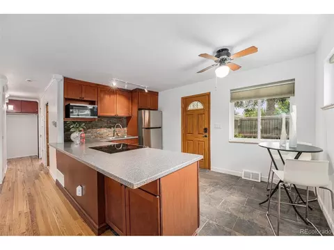 9225 Highland Pl, Arvada, CO 80002 photo 4