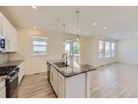 26221 E 5th Pl, Aurora, CO 80018 photo 11