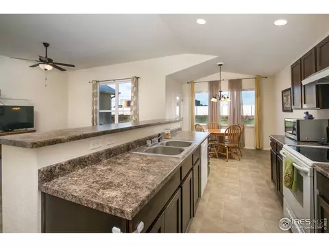 546 Cherryridge Dr, Windsor, CO 80550 photo 12