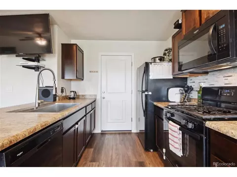 47305 Lily Ave, Bennett, CO 80102 photo 5