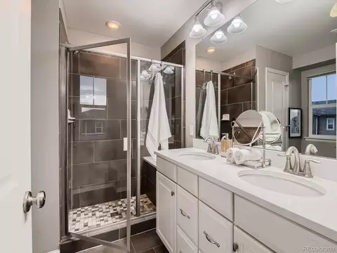 11193 E 28th Pl, Denver, CO 80238 photo 13