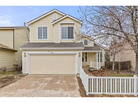 1236 S Chester Ct, Denver, CO 80247