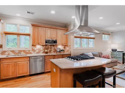 178 Jackson St, Denver, CO 80206 photo 2