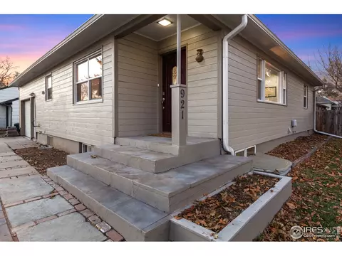 921 N 4th St, Berthoud, CO 80513 photo 3
