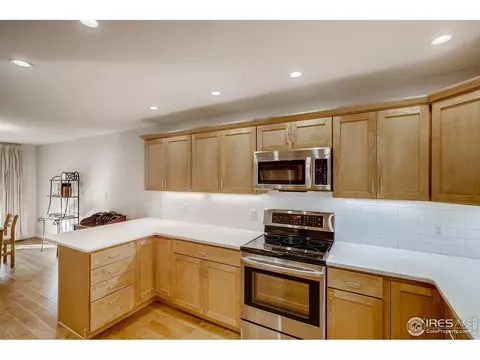 1520 Chambers Dr, Boulder, CO 80305 photo 5