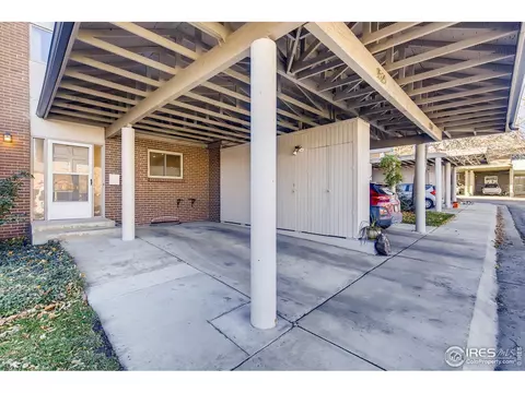 1520 Chambers Dr, Boulder, CO 80305 photo 2