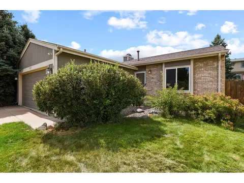 2893 S Uravan St, Aurora, CO 80013 photo 2