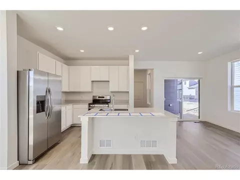 231 Adams St, Bennett, CO 80102 photo 13