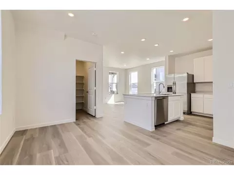 231 Adams St, Bennett, CO 80102 photo 8