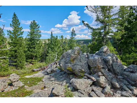247 Gordon Creek Rd, Boulder, CO 80302 photo 2