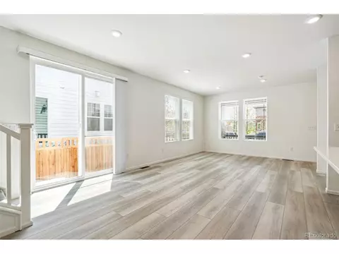 21113 E 63rd Dr, Aurora, CO 80019 photo 8