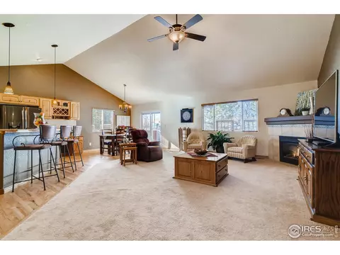 665 Mount Massive St, Berthoud, CO 80513 photo 4