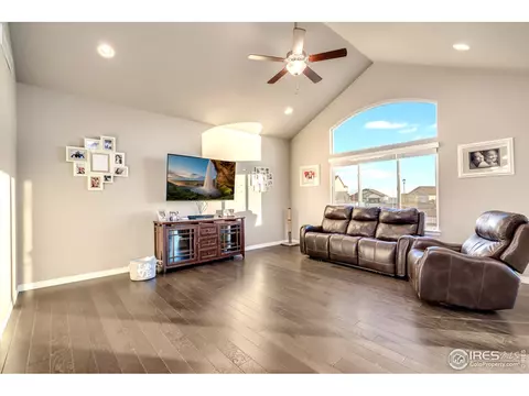 1899 Castle Hill Dr, Windsor, CO 80550 photo 8