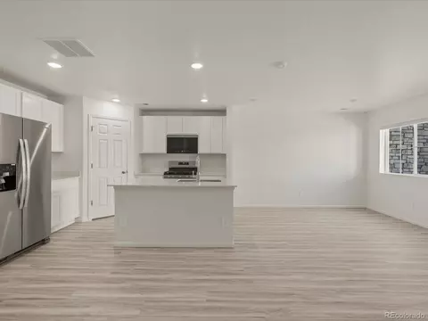 21127 E 65th Ave, Aurora, CO 80019 photo 14