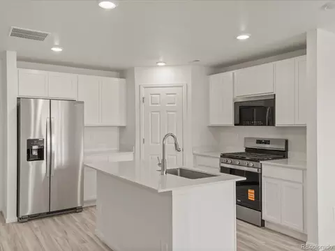 21127 E 65th Ave, Aurora, CO 80019 photo 6