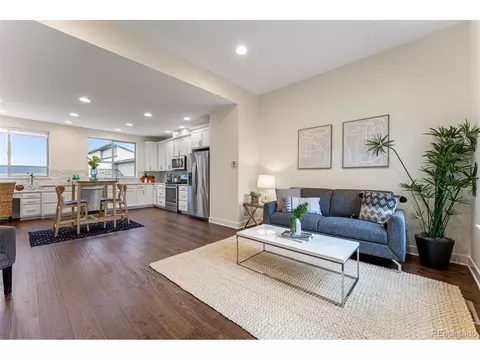 2531 N Moline St, Aurora, CO 80010