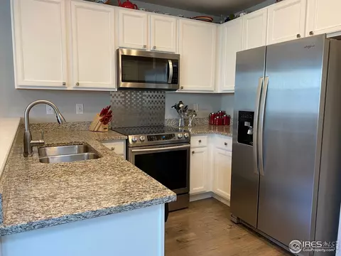 16200 E Warner Pl, Denver, CO 80239 photo 4