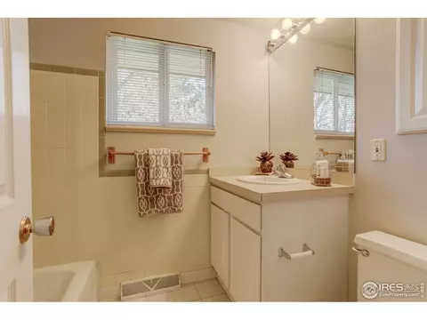 385 Manhattan Dr, Boulder, CO 80303 photo 15