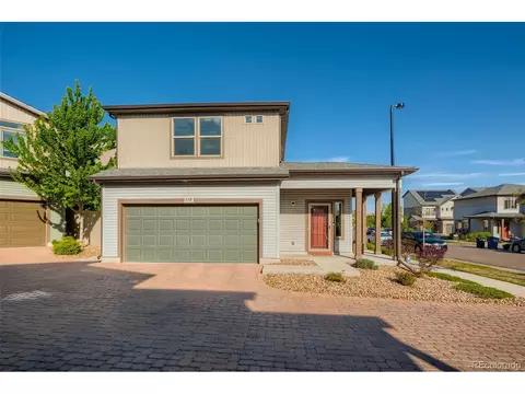 20018 E 48th Pl, Denver, CO 80249 photo 1