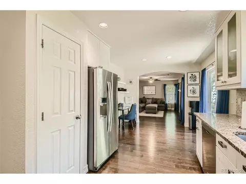 2073 E 100th Pl, Thornton, CO 80229 photo 9