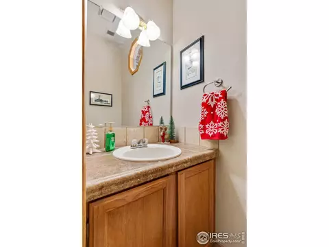 562 S 9th St, Berthoud, CO 80513 photo 16