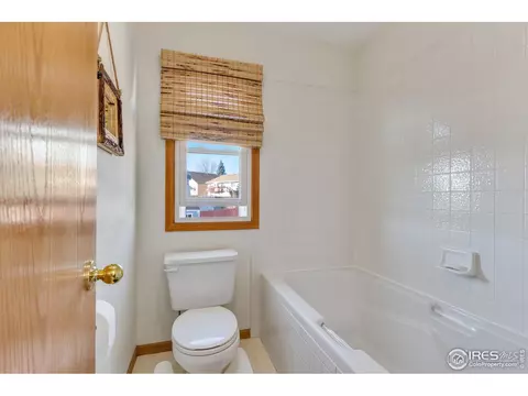 562 S 9th St, Berthoud, CO 80513 photo 20