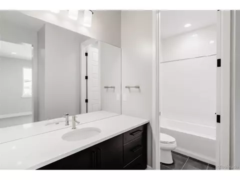 9780 E 63rd Dr, Denver, CO 80238 photo 23