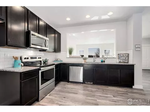 286 E Chestnut St #2, Windsor, CO 80550 photo 9