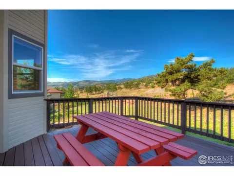 445 Vasquez Ct, Lyons, CO 80540 photo 3