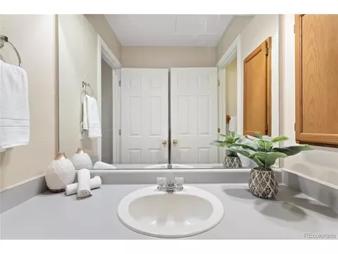 5266 Estes Cir, Arvada, CO 80002 photo 20