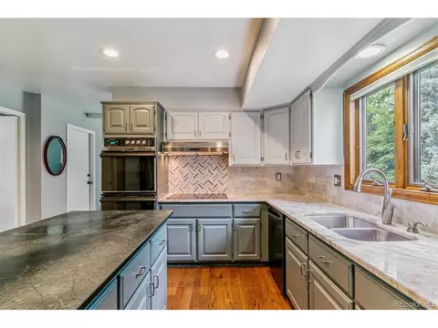 7873 E Colgate Pl, Denver, CO 80231 photo 4