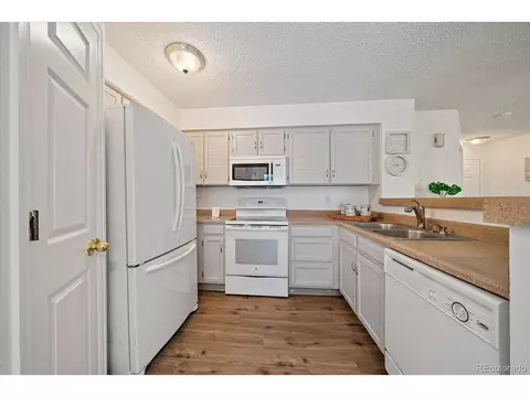 8500 E Jefferson Ave #15-15E, Denver, CO 80237 photo 8