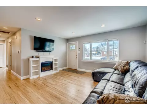 6802 Moore St, Arvada, CO 80004 photo 6