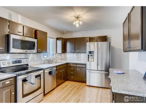 6802 Moore St, Arvada, CO 80004 photo 8