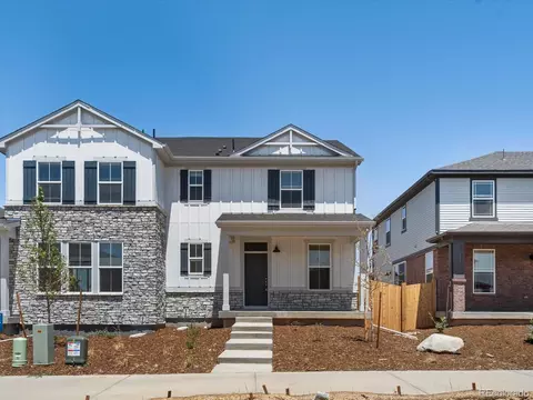 22495 E 7th Pl, Aurora, CO 80018 photo 2