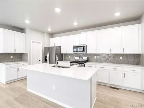 22495 E 7th Pl, Aurora, CO 80018 photo 7