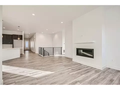 2780 E 102nd Pl, Thornton, CO 80229 photo 3