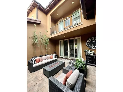 9310 E Winding Hill Ave, Lone Tree, CO 80124 photo 2