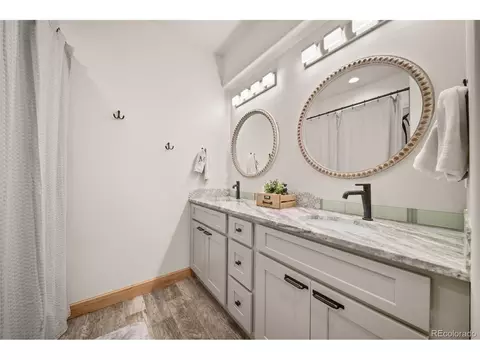 Bath - 4840 Limestone Rd, Monument, CO 80132 photo 6 of 7