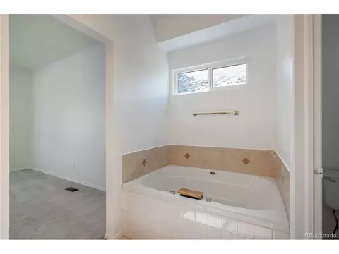 Undisclosed, Aurora, CO 80017 photo 12