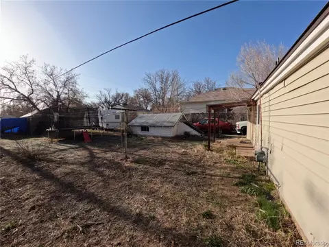 3927 Pueblo St, Evans, CO 80620 photo 10