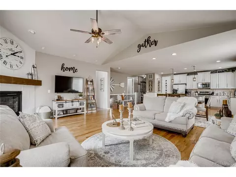 24263 E 2nd Dr, Aurora, CO 80018 photo 5