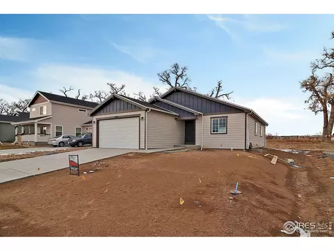 2909 Shady Oaks Dr, Evans, CO 80620 photo 1