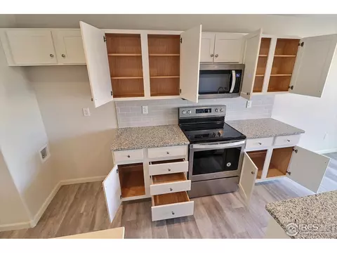2909 Shady Oaks Dr, Evans, CO 80620 photo 16