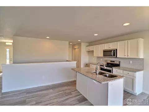 2909 Shady Oaks Dr, Evans, CO 80620 photo 9