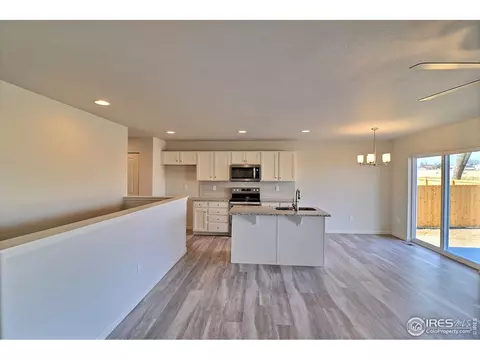 2909 Shady Oaks Dr, Evans, CO 80620 photo 6